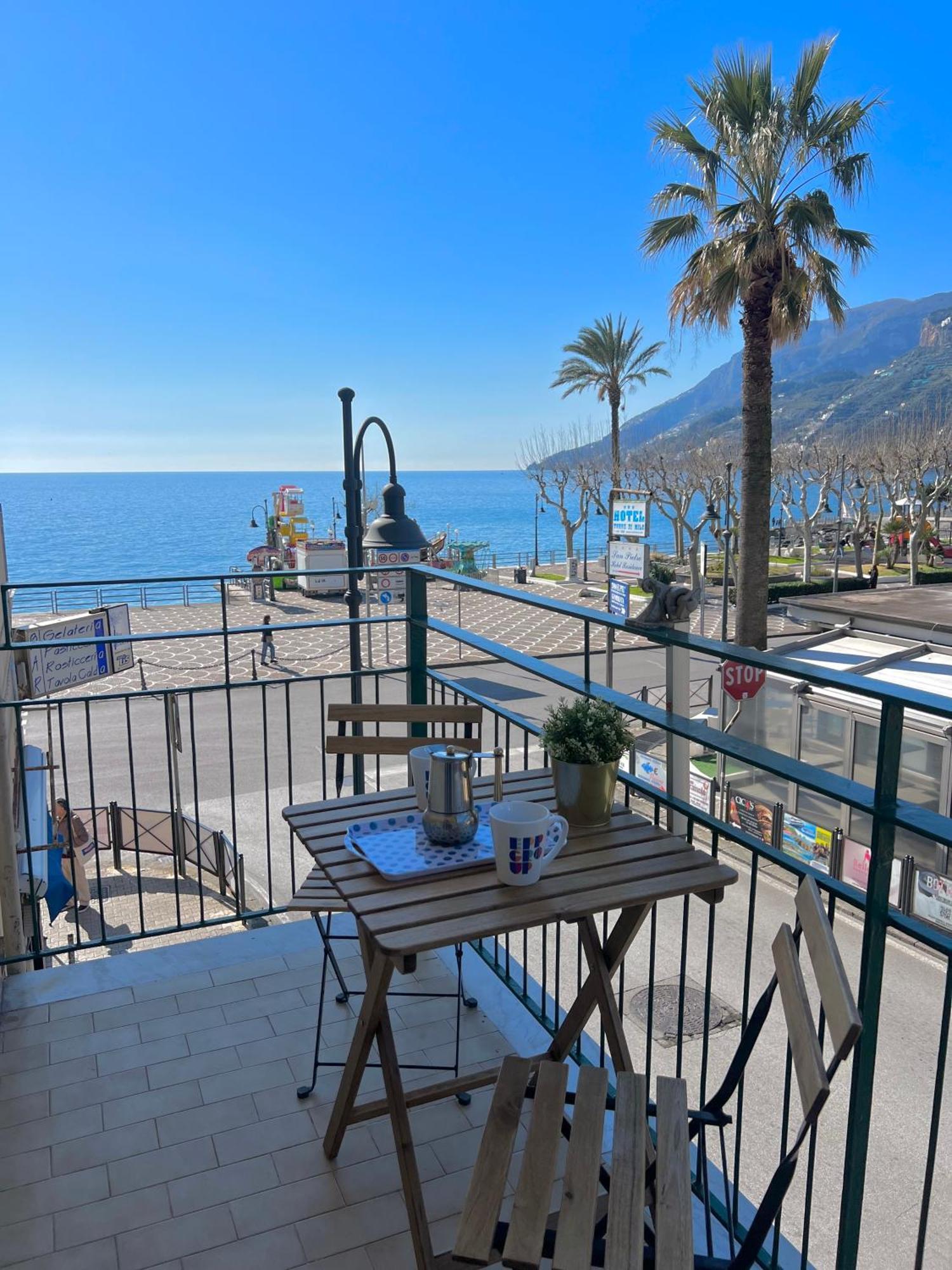 La Casa Lungo Il Mare Apartman Maiori Kültér fotó